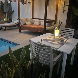 Romantico Con Piscina Privada Solo Ti Punta Mujeres
